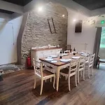 House With Jacuzzi In Menufontaine, 180 M² For 8 People. بيت للعطل *