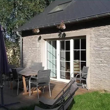 House With Jacuzzi In Menufontaine, 180 M² For 8 People. بيت للعطل *