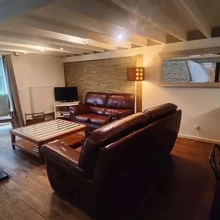 Ferienhaus House With Jacuzzi In Menufontaine, 180 M² For 8 People.